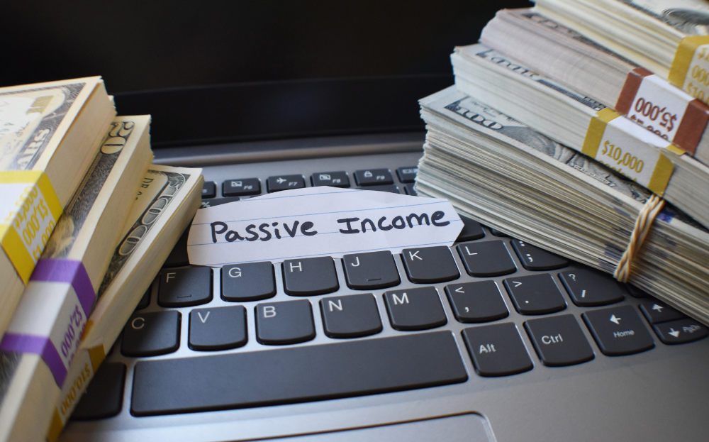 Gaji Numpang Lewat? Ini 7 Ide Passive Income yang Lagi Trending